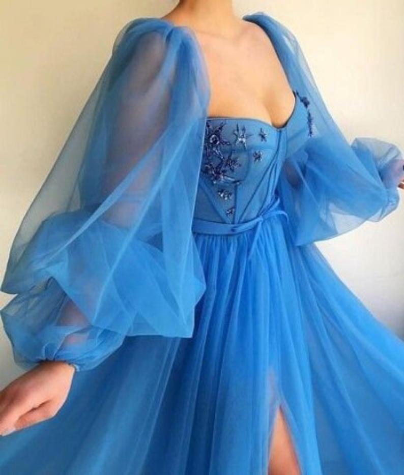 2021 Light Sky Blue Juliet Prom Dresses With Sleeves With