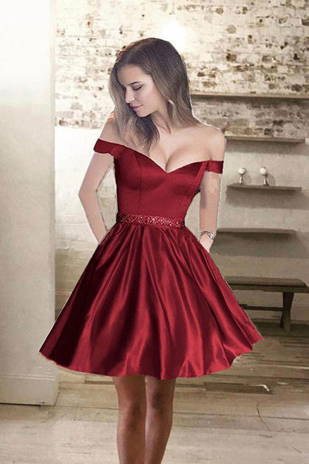 Maroon short homecoming clearance dresses