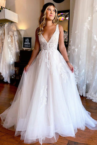 Charming A Line V Neck Tulle Beach Wedding Dress with Appliques N105